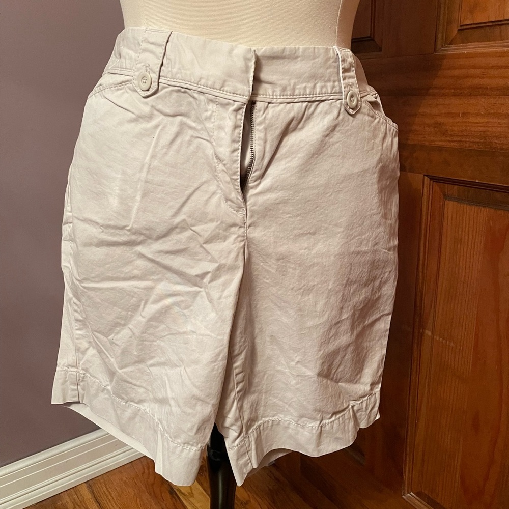 SALE!! Cream Bermuda style shorts